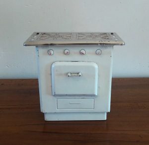 Ancienne cuisinière JEP / Poupée / n°5907