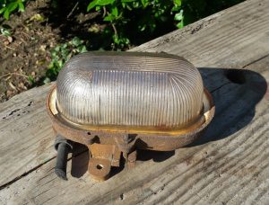 Ancienne lampe d'usine / indus / Mapelec / n°6295