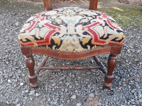 Ancienne chaise / Liseuse / nourrice / chêne / n°6650