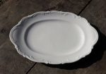 Ancien plat en porcelaine n°7374