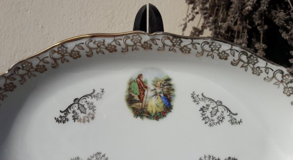 Ravier vintage en porcelaine n°7602