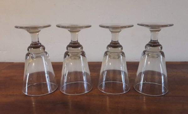 Lot de 4 grands verres a absinthe n°7995