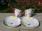 Lot de 4 grandes tasses / papillons fleurs / n°4226