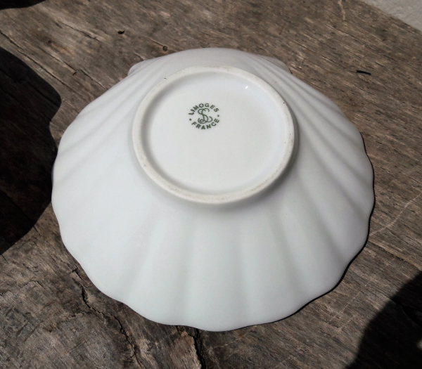 Lot de 6 coquilles St Jacques en porcelaine n°4231