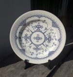 Plat en faience anglaise n°4777