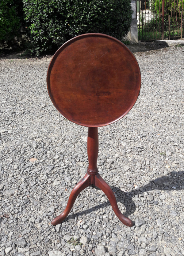 Ancienne table d'appoint pliable en acajou n°4805