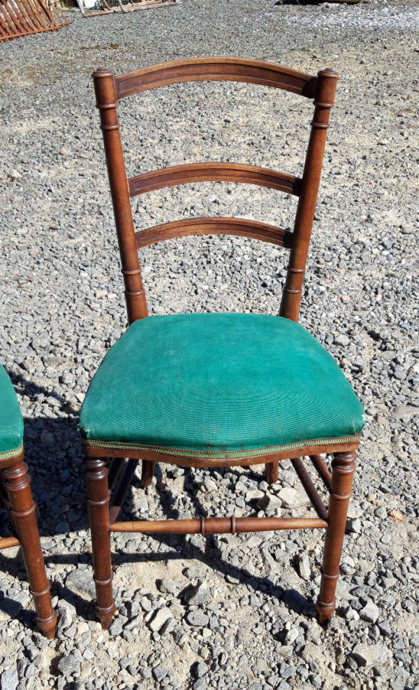 Ancienne paire de chaises en noyer n°4935