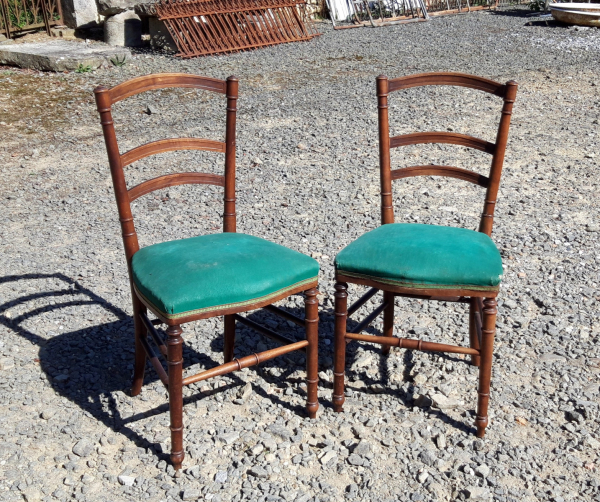 Ancienne paire de chaises en noyer n°4935