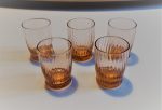 Lot de 5 petits verres vintages roses n°2135