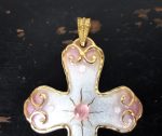 Ancien pendentif / Emaux de Limoges / Croix / n°2332