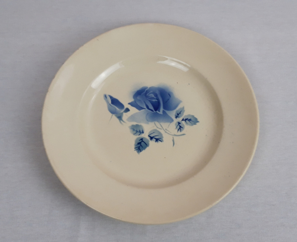 Ancien plat Sarreguemines Rose Bleue n°2775