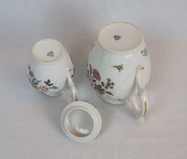 Cafetière et crémier en porcelaine n°3156