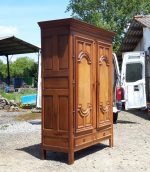 Ancienne armoire en noyer n°3900