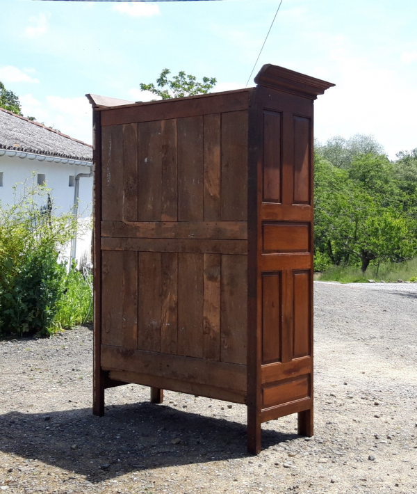 Ancienne armoire en noyer n°3900