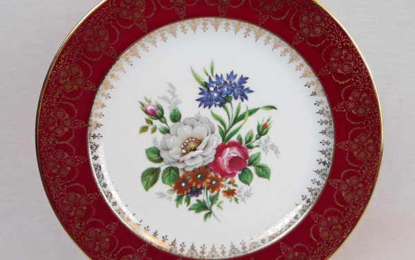 Assiette murale / Porcelaine de Limoges / n°3903