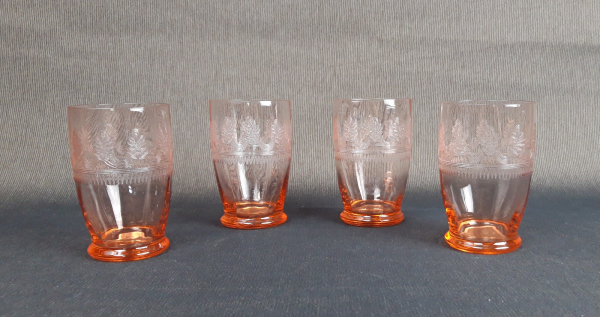 Lot 4 anciens verres gravés / rose / n°8159