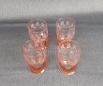 Lot 4 anciens verres gravés / rose / n°8159