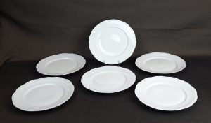 Lot de 6 assiettes plates en porcelaine n°8198