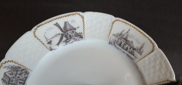 Ancien serviteur en porcelaine Limoges n°8550