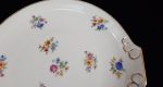 Ancien plat a gateau en porcelaine n°8770