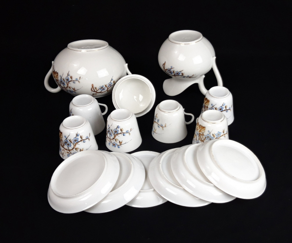 Ancien service a café en porcelaine n°8912