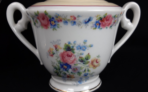 Ancien service a café en porcelaine n°8984