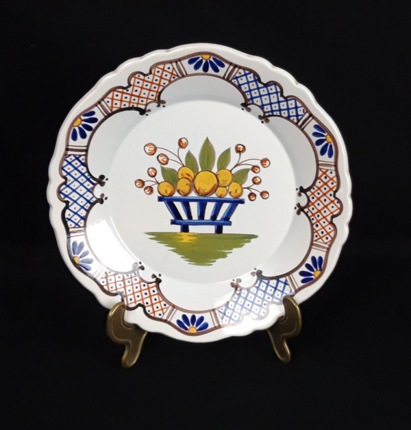 Assiette en faience / coupe de fruits / n°2599