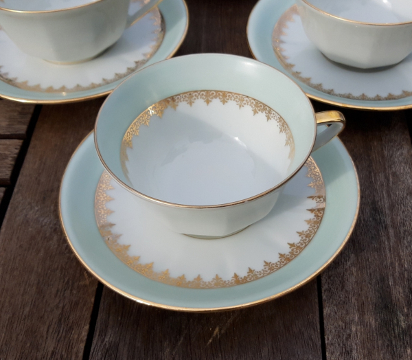 Ancien service a café en porcelaine de Limoges n°7215