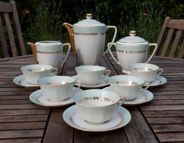 Ancien service a café en porcelaine de Limoges n°7215