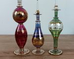 Lot de 3 flacons a parfum en verre égyptien n°10350 *