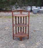 Etagère d'angle vintage en rotin n°10574