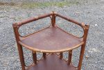 Etagère d'angle vintage en rotin n°10574