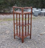 Etagère d'angle vintage en rotin n°10574