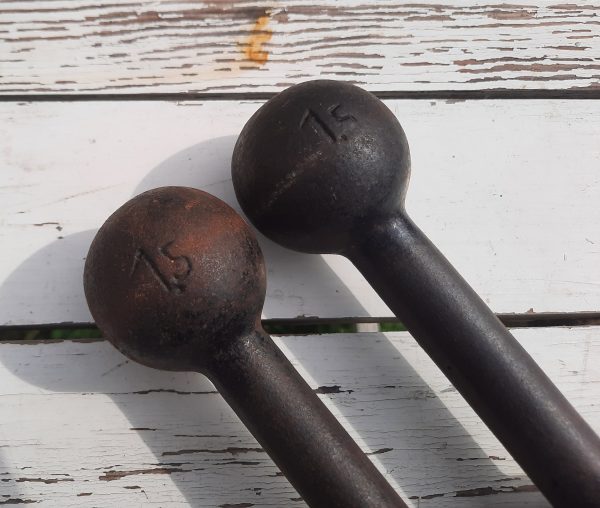 Ancienne paire d'haltères en fonte n°10797