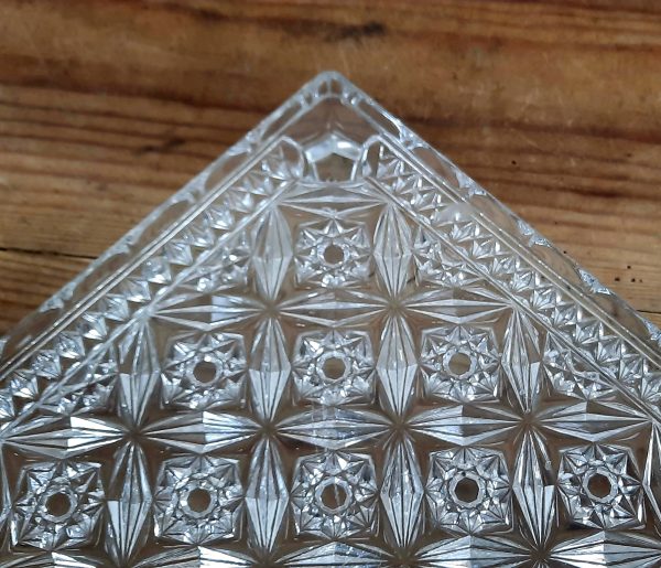 Ancien sous plat en verre n°10809