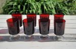 Lot de 8 verres rouges vintages / Suède / n°10808