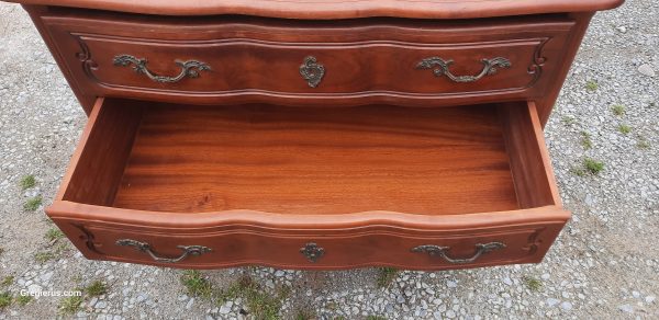 Commode en merisier n°10835