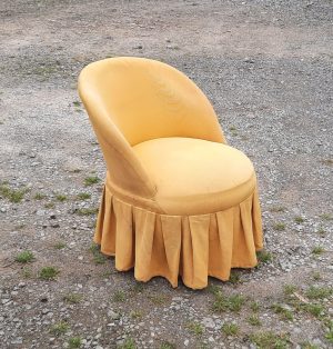 Fauteuil / Chauffeuse / A relooker n°10835