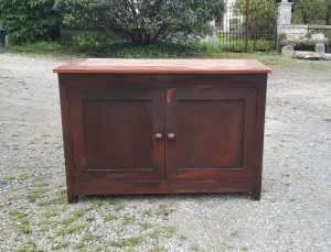 Buffet vintage en pin n°10837