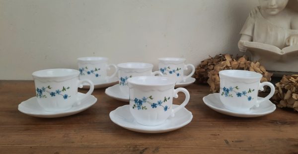 Lot de 6 tasses vintages Arcopal Myosotis n°10825