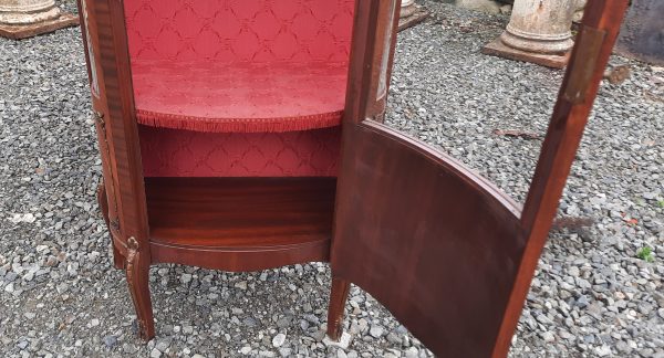 Vitrine / argentier / Marqueterie / n°10887