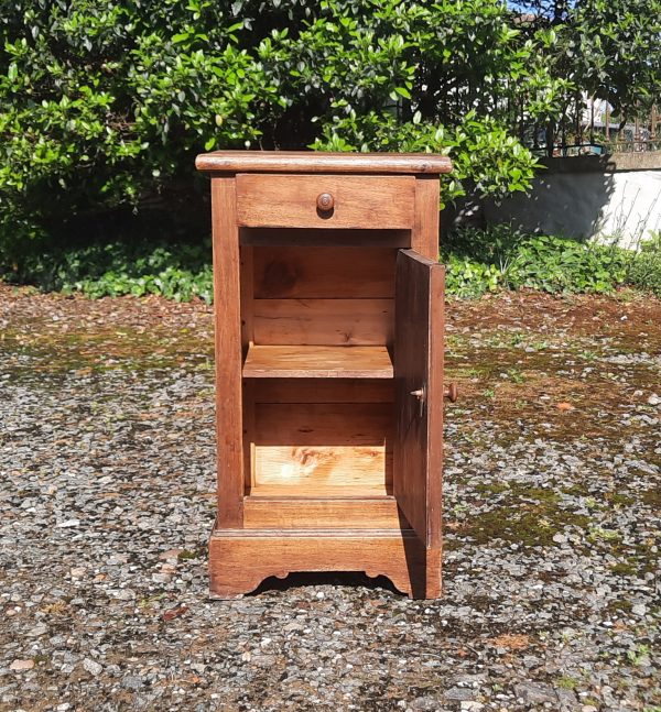 Ancien chevet droit n°11013