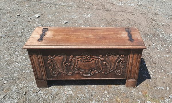Ancien coffre en chêne n°11020