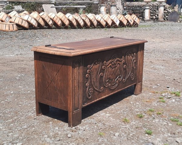 Ancien coffre en chêne n°11020