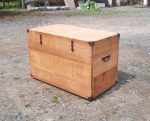 Ancienne grande caisse en bois exotique n°11025
