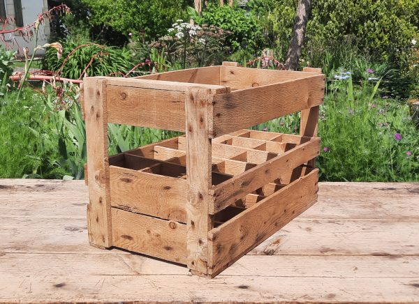 Ancienne caisse en bois pour bouteilles n°11028