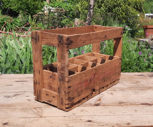 Ancienne caisse en bois pour bouteilles Margnat n°11029
