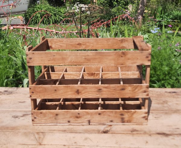 Ancienne caisse en bois pour bouteilles n°11030