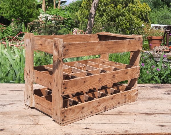 Ancienne caisse en bois pour bouteilles n°11030