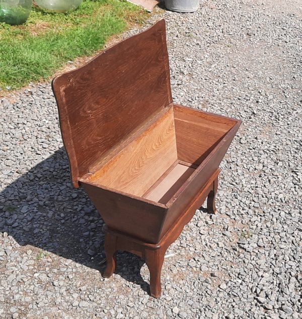 Ancien petit coffre a couture en chêne n°11032